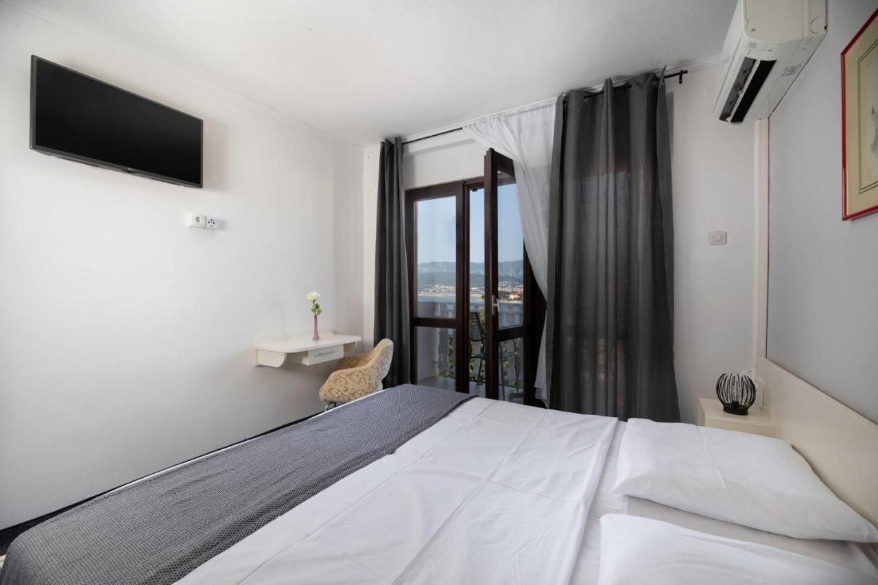 Meliores Rooms Šilo Exteriér fotografie