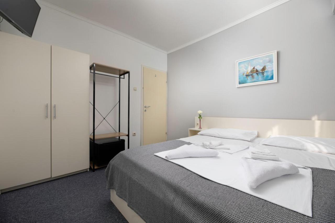Meliores Rooms Šilo Exteriér fotografie